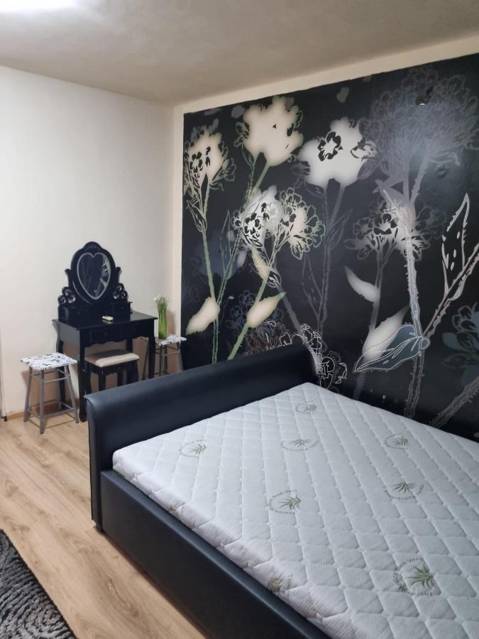 Apartment Oscar's *